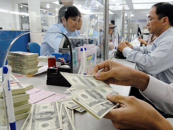 Mua thêm 7 tỉ USD, dự trữ ngoại hối lập kỷ lục mới