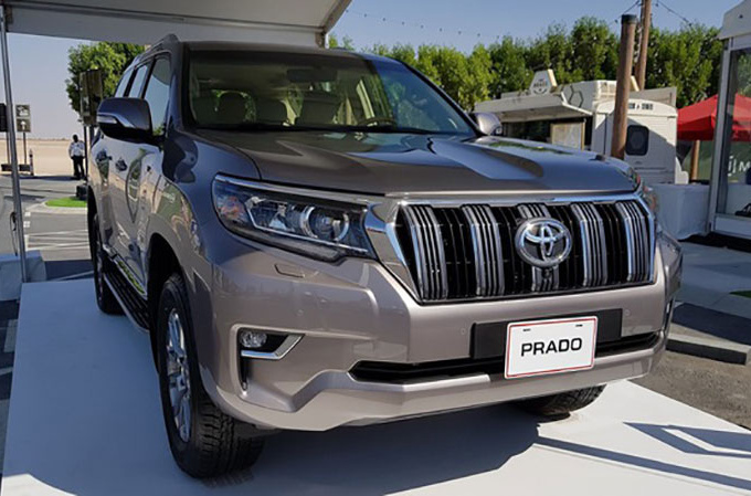 Toyota Land Cruiser Prado VX bị cắt nhiều công nghệ hay khi về Việt Nam