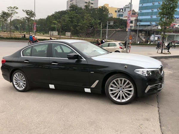 Xe sang BMW serie 5 thế hệ mới đầu tiên về Việt Nam