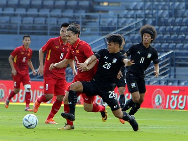 Giám đốc điều hành Thai League mở lời mời gọi Công Phượng