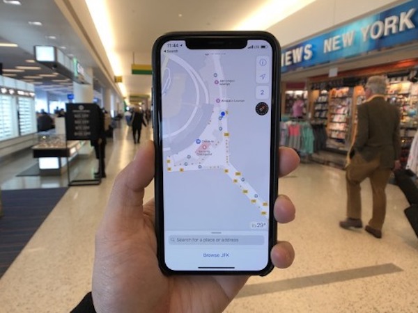 Samsung kiếm hàng chục tỉ USD từ iPhone X