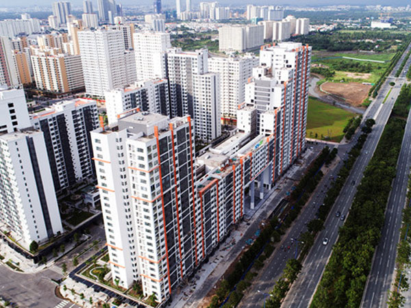 Vì sao khu Đông Sài Gòn chưa kịp hiện đại đã quá tải?