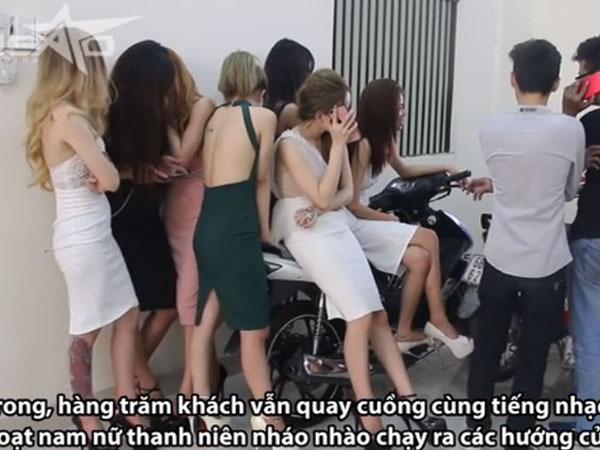Video: Hàng loạt hotgirl ở Sài Gòn bị kiểm tra ma túy