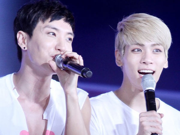 Lee Teuk gặp Jonghyun trong mơ: 'Tim anh đau nhói khi...không thể nắm chặt tay cầu cứu của em'