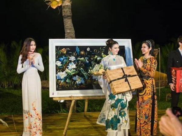 Lộ clip Hoa hậu Đại Dương 'chém ẩu', MC chương trình nghi vấn người tung clip cố tình 'vùi dập' Ngân Anh