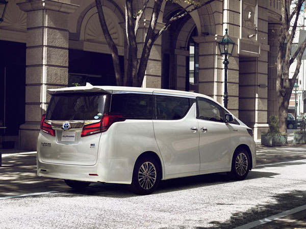 Toyota Alphard 2018 nâng cấp động cơ, thêm công nghệ an toàn