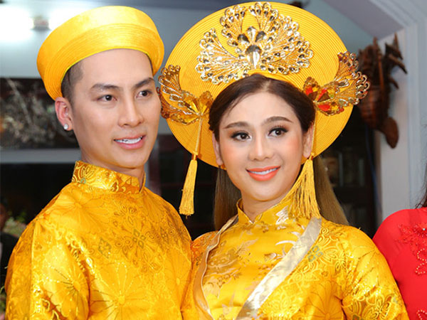 Mời 4 người yêu cũ dự cưới và những điều hy hữu, kỳ lạ trong đám cưới của Lâm Khánh Chi