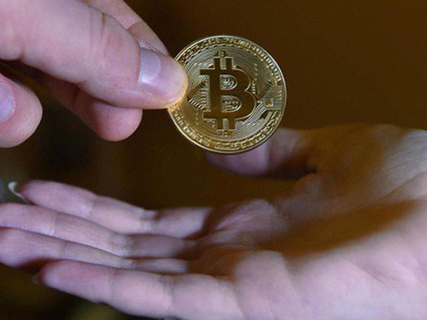 'Làm thế nào để mua bitcoin' là câu hỏi được tìm kiếm top 3 trên Google trong năm 2017