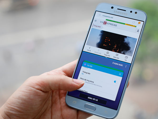 10 smartphone bán chạy tại Việt Nam năm 2017