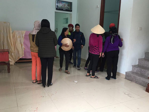 Vụ chồng sát hại vợ và 2 con gái: 'Tôi rụng rời chân tay khi thấy mắt 2 cháu bé vẫn mở'