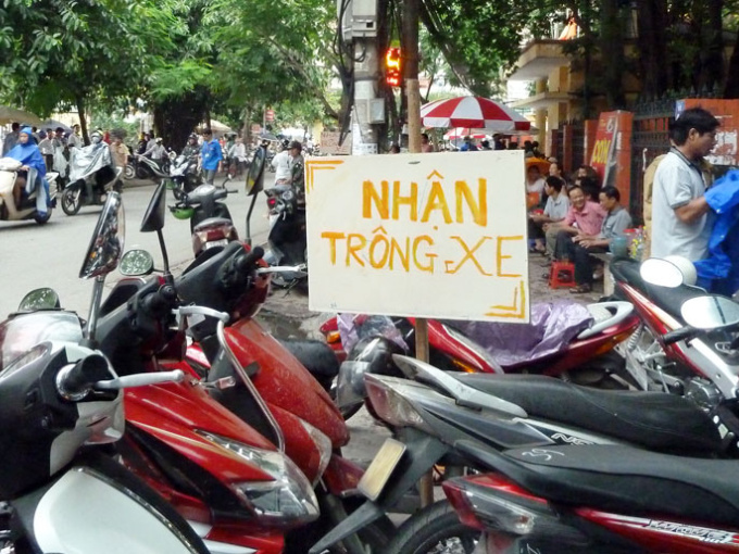 Hà Nội: Phí trông giữ xe ô tô còn thất thoát nhiều