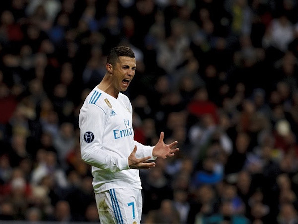 Kế hoạch mua sắm của Real làm Ronaldo nổi đóa