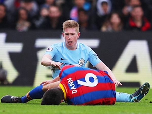 Man City bị cầm hòa, dừng chuỗi trận thắng ở số 18