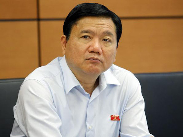 Ông Đinh La Thăng có thái độ khai báo trái ngược nhau