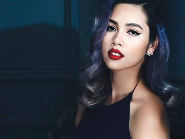 Á hậu Hoàng My gợi cảm tới độ nào?