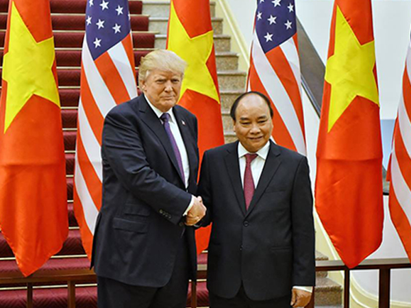 Ông Trump ấn tượng với tình cảm của người dân Việt Nam