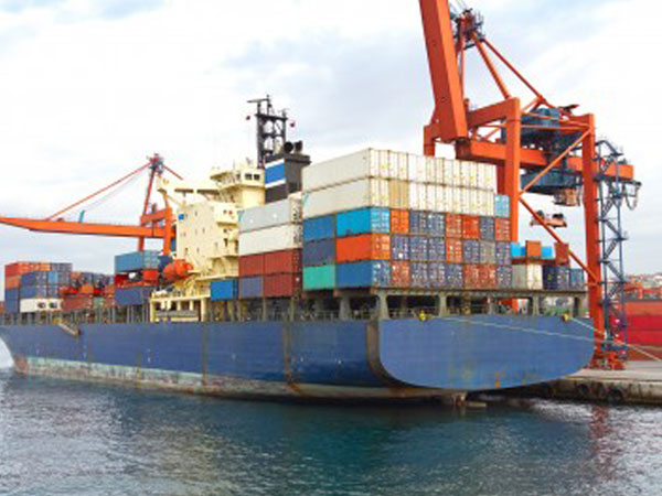 10 tháng, cả nước xuất siêu 2,56 tỷ USD