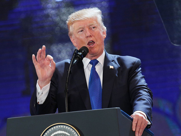 Ai chắp bút cho bài phát biểu gây chú ý của Tổng thống Trump tại APEC?