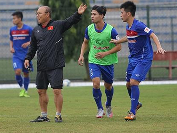 Những cái tên nào đã chắc suất ra sân trong đội hình ĐT Việt Nam?