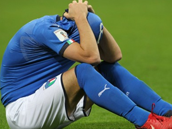Thất bại của Azzurri: FIFA và Italy cần một cuộc cách mạng