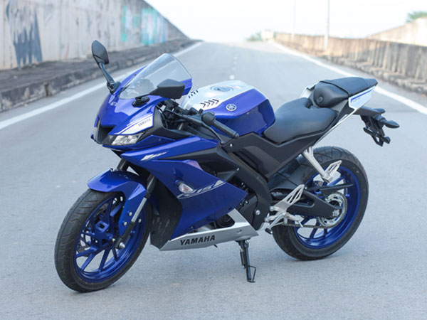 Yamaha R15 - sportbike cho người Việt mới chơi môtô