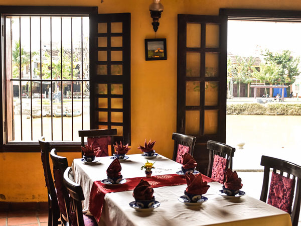 Nhà hàng hai Thủ tướng Việt - Nhật ăn tối ở phố cổ Hội An