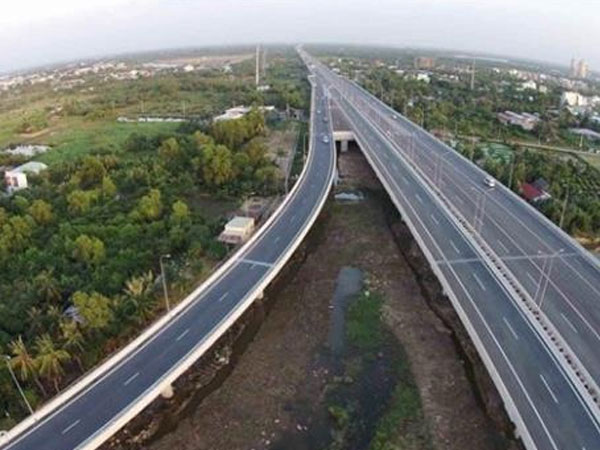 Phí cao tốc Bắc - Nam khởi điểm 1.500 đồng/km/xe