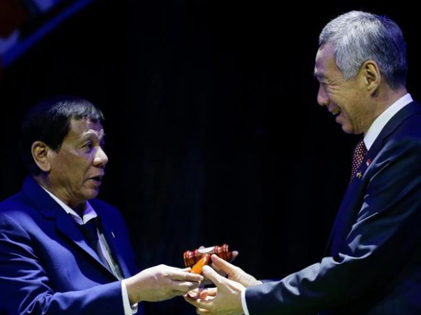 Philippines chuyển giao chức chủ tịch ASEAN cho Singapore