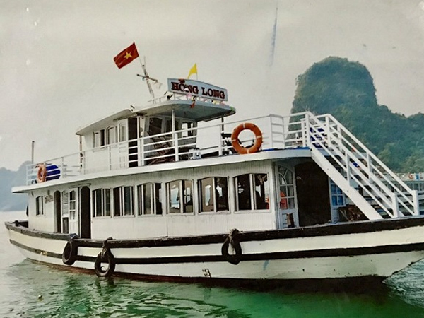 Quảng Ninh: Sự thật tàu du lịch Hồng Long 'chém đẹp' du khách