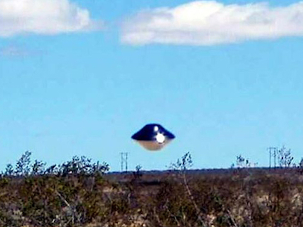 Vật thể nghi UFO khiến các chuyên gia bối rối
