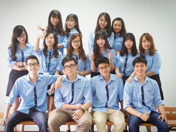 Câu lạc bộ của những cô gái nổi tiếng nhờ xuất hiện cạnh Tổng thống Mỹ, tỷ phú châu Á