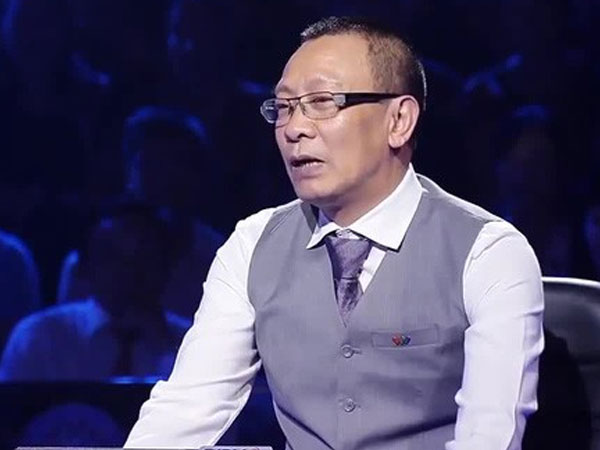Nhà báo Tạ Bích Loan nói gì về việc MC Lại Văn Sâm chia tay "Ai là triệu phú"?