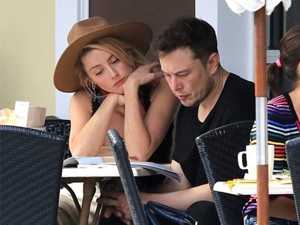 Tỷ phú công nghệ và Amber Heard lại hẹn hò đi ăn sáng sau 3 tháng chia tay