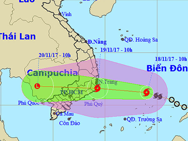 Bão kết hợp không khí lạnh gây mưa kéo dài ở miền Trung