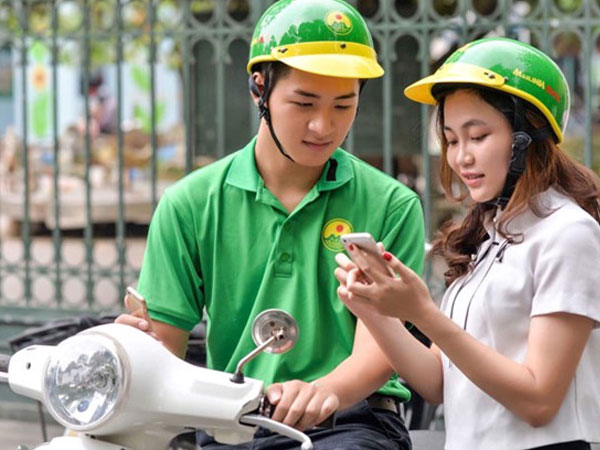 Mai Linh chính thức khai trương xe ôm cạnh tranh Grab, Uber