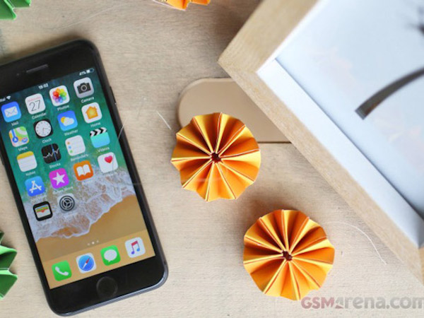 iPhone 8 đang giảm mạnh trong ngày thứ 6 đen tối