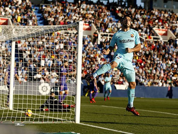 Video: Suarez trở lại phong độ cao, Barca đại thắng ở vòng 12 La Liga