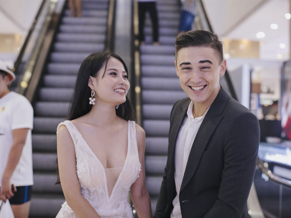 Danh tính cặp đôi có 'chú rể Tây' điển trai trong loạt ảnh hot nhất tuần qua đây rồi!