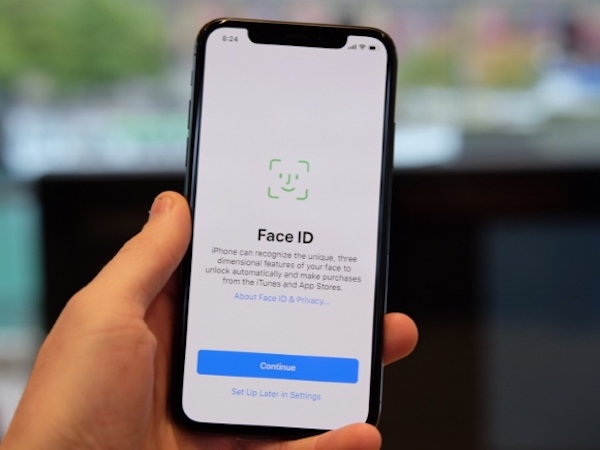 Điểm yếu lớn nhất của iPhone X sẽ được khắc phục trong năm tới