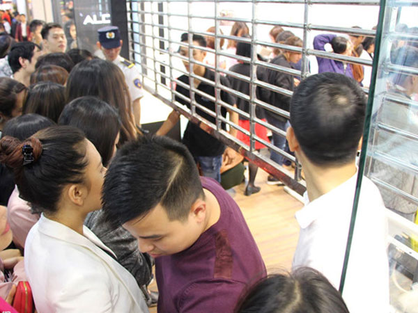 Người Việt có thể mua hàng giảm giá Black Friday ở đâu?