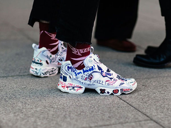 Những mẫu sneaker gây sốt cộng đồng các bạn trẻ thế giới