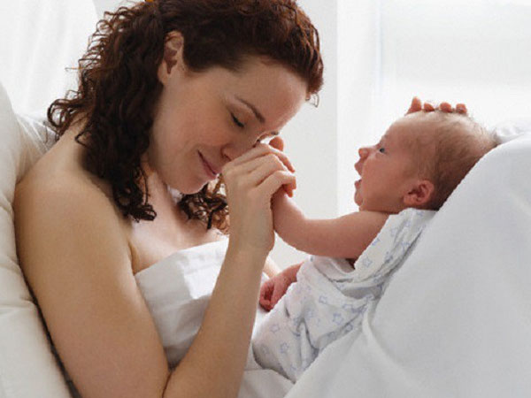 Sao có cả một “rừng” tên vậy mà mẹ chồng tôi lại nhất quyết đặt tên cho con tôi thế này!?