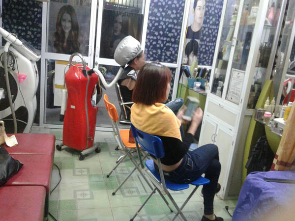 Vụ cắt mí mắt gây 'bão' mạng: Quảng cáo rất kêu nhưng cơ sở chỉ là tiệm cắt tóc, gội đầu
