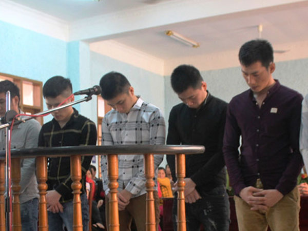 Gã giang hồ đâm chết kỹ sư từ chuyện chê vòng tay