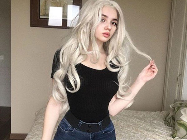 Mới 14 tuổi, cô bé người Nga đã khiến dân mạng dậy sóng vì đẹp xuất sắc