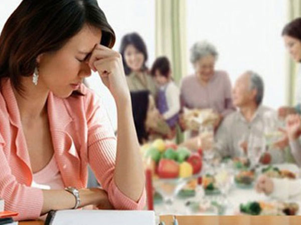 Sốc ngay đêm tân hôn, tôi cạn lời trước lối sống của nhà chồng