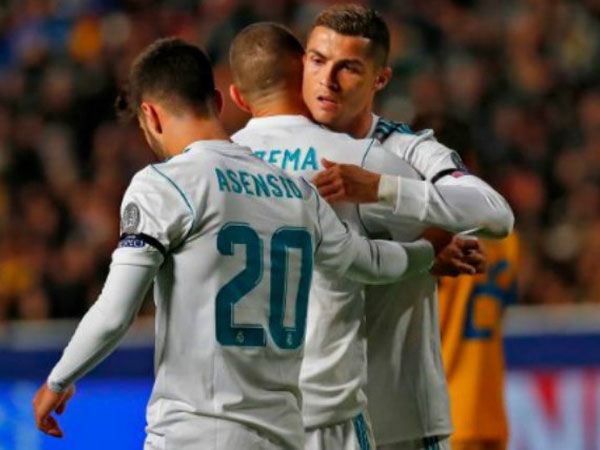 APOEL - Real Madrid: Cú đúp siêu sao, tưng bừng 6 bàn