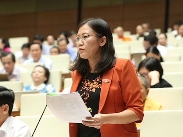 Bà Lê Thị Nga: 'Dấu mật bị lạm dụng, đóng cả vào danh sách vụ trưởng'