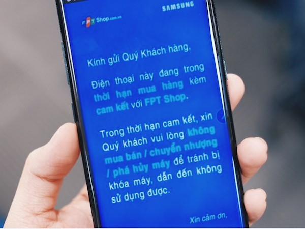 Rủi ro khi mua Note 8 giá rẻ chưa hết hợp đồng với nhà mạng