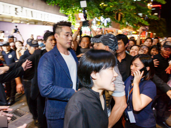 Clip: So Ji Sub 'dở khóc dở cười' vì lên nhầm xe của ông bầu Vũ Khắc Tiệp